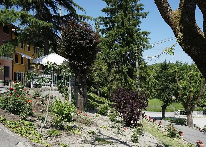 Agriturismo Riserva Del Re Κατάλυμα σε φάρμα Casina